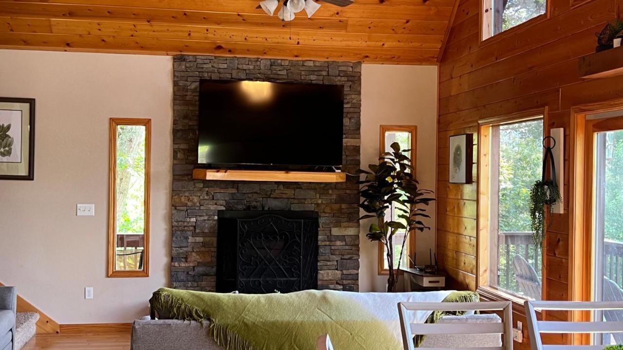 Mistletoe Cabin- Private Cabin W Views, Hottub, Pet Friendly Murphy Luaran gambar
