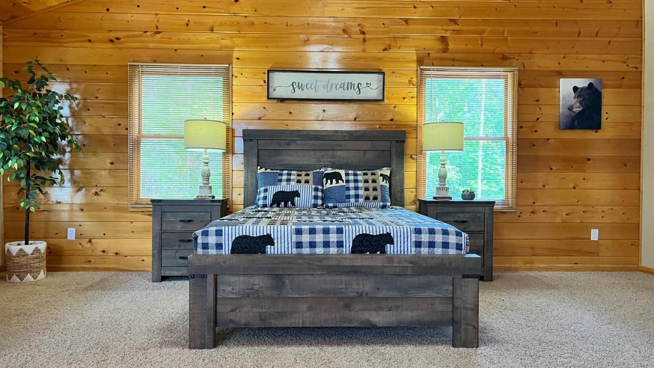 Mistletoe Cabin- Private Cabin W Views, Hottub, Pet Friendly Murphy Luaran gambar