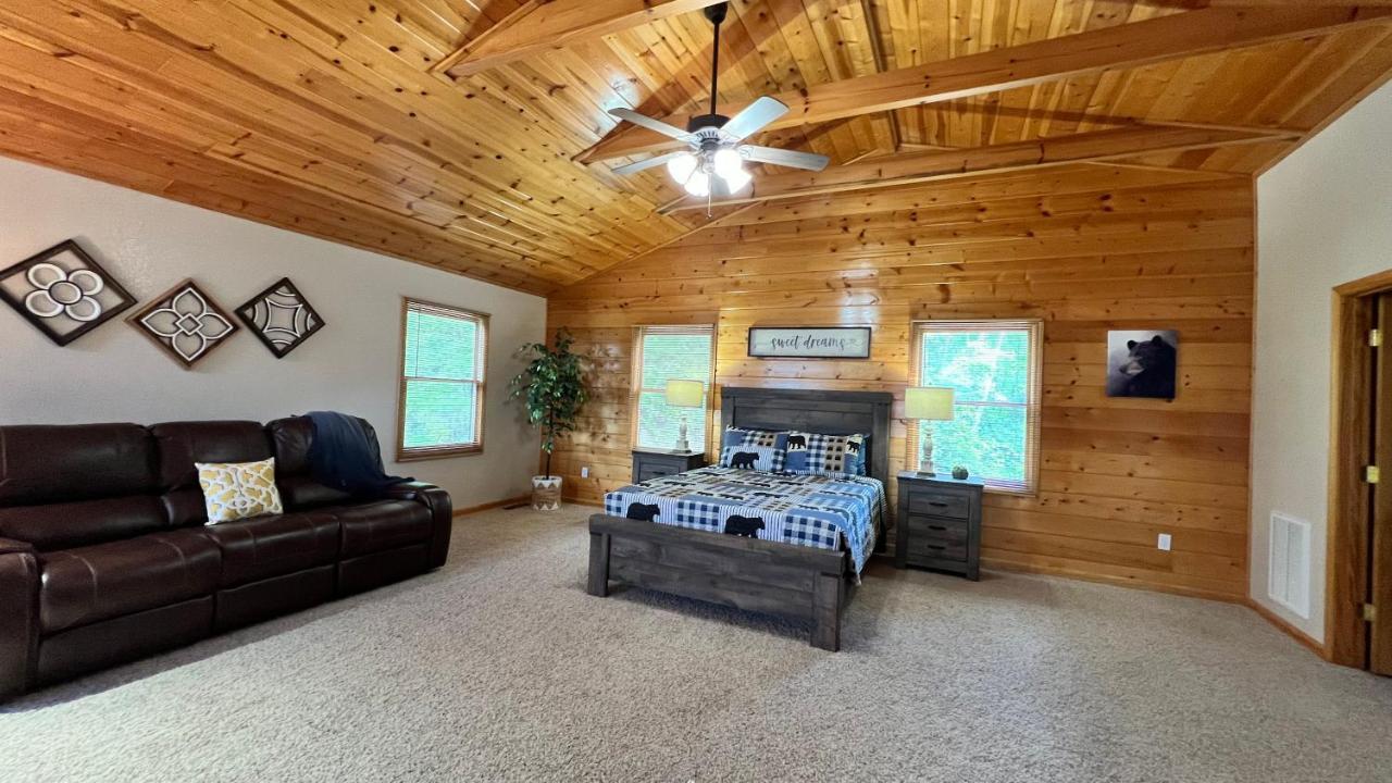 Mistletoe Cabin- Private Cabin W Views, Hottub, Pet Friendly Murphy Luaran gambar