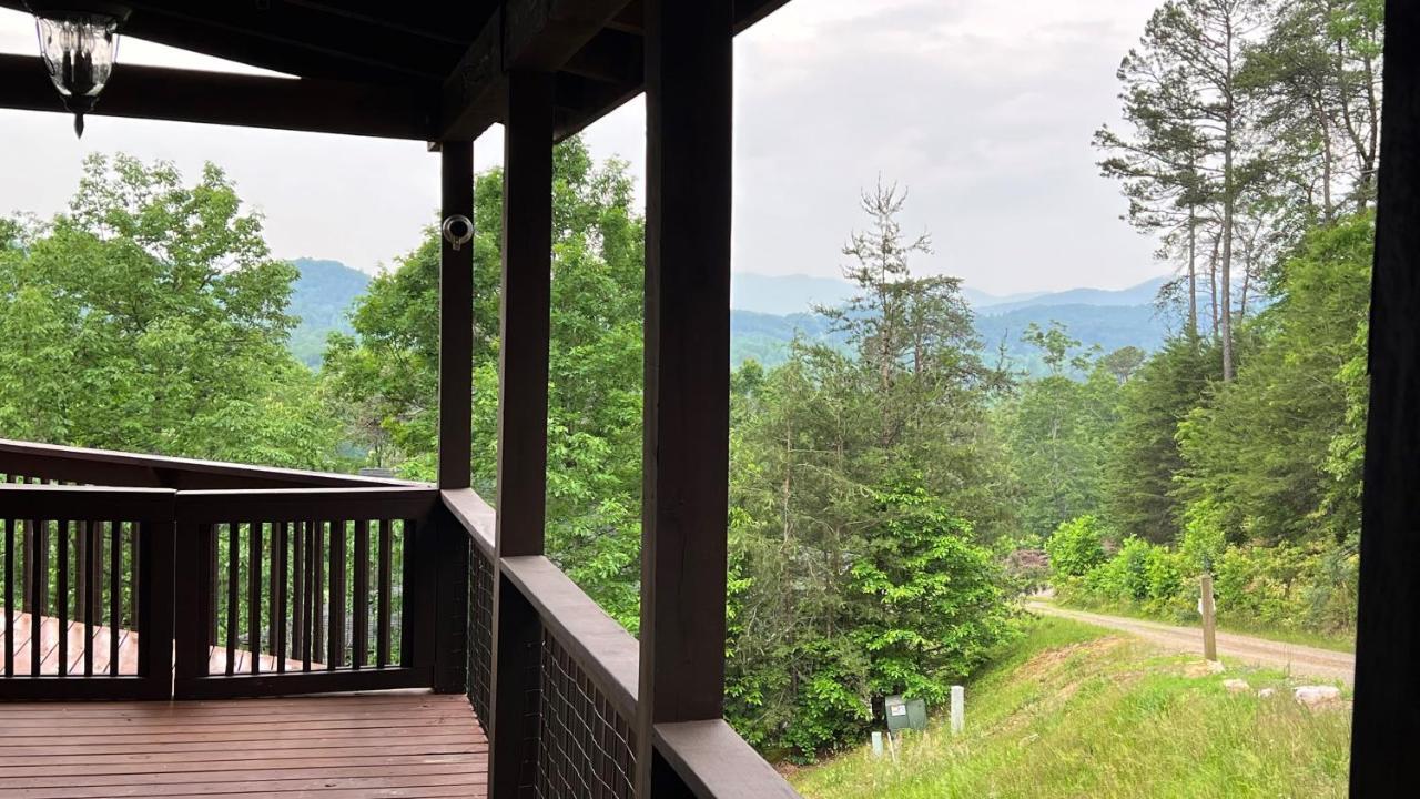 Mistletoe Cabin- Private Cabin W Views, Hottub, Pet Friendly Murphy Luaran gambar