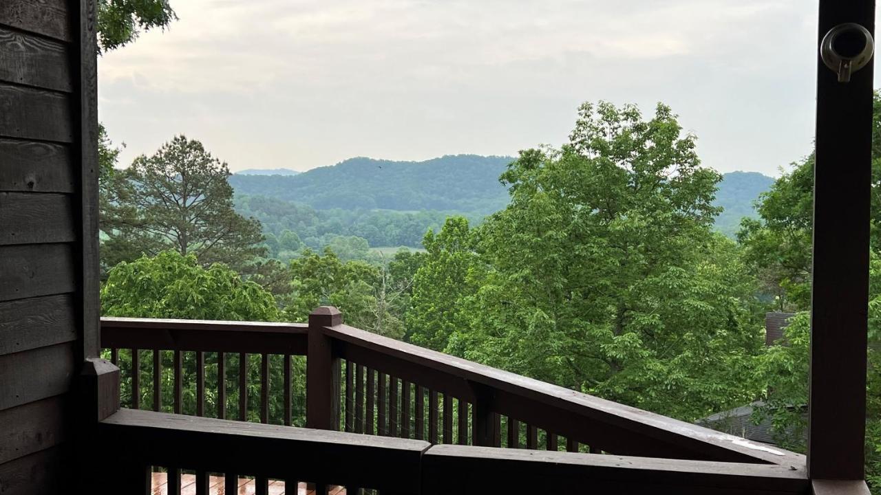 Mistletoe Cabin- Private Cabin W Views, Hottub, Pet Friendly Murphy Luaran gambar